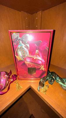 PRETTY HAND PAINTED GLASS ORNAMENTS AND CENTERPIECE