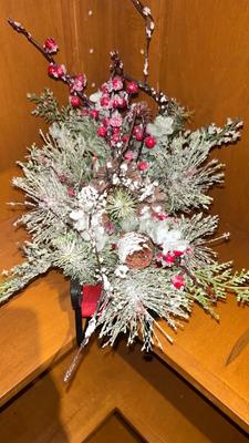 FITZ & FLOYD CANDLES, PEWTER SCULPTURE AND SLEIGH CENTERPIECE