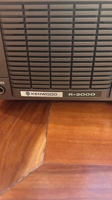 KENWOOD R-2000 COMMUNICATIONS RECEIVER RADIO, BOSE COMPUTER SPEAKERS AND BROTHER LABEL MAKER