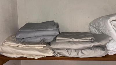 QUEEN AND FULL SIZED NICE QUALITY SHEETS