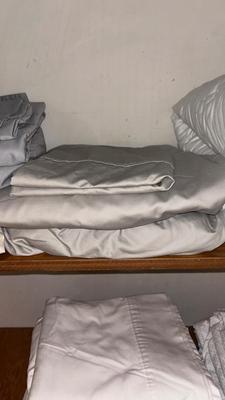 QUEEN AND FULL SIZED NICE QUALITY SHEETS
