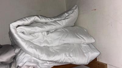 QUEEN AND FULL SIZED NICE QUALITY SHEETS
