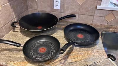 LIKE NEW T-FAL FRYING PANS AND WOK