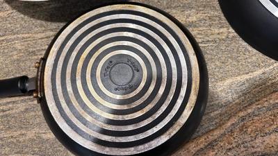 LIKE NEW T-FAL FRYING PANS AND WOK