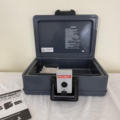 First Alert Waterproof Fire Safe (BB2-BM)