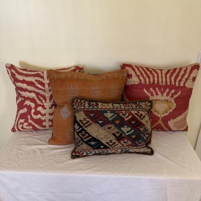 Throw Pillows (BB1-BM)