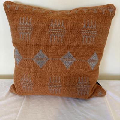 Throw Pillows (BB1-BM)