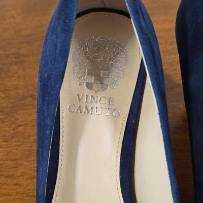 LOT 172W: Two Dresses with Matching Shoes