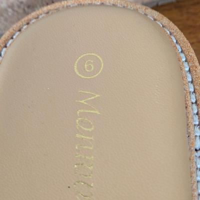 LOT 174W: Summer Time/ Two Pairs of Sandals, Hat, and Belt