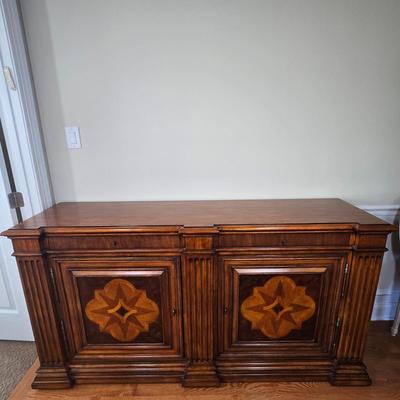 LOT 211H: Ethan Allen Wood Buffet
