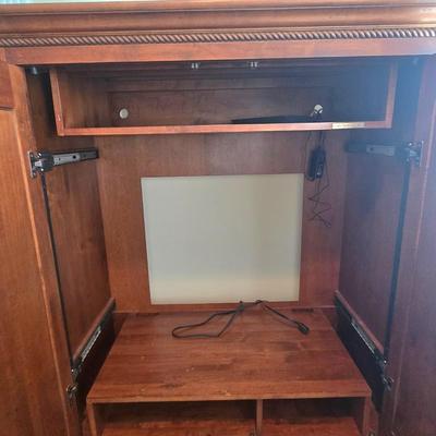 LOT 217W: Ethan Allen Wood Armoire/ Entertainment Center