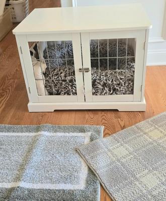 LOT 221H: Indoor Pet Pen and Two Mats for Fido to Wipe His Feet