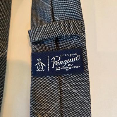 LOT 238X: Young Men's and Boys Ties and Bow Ties
