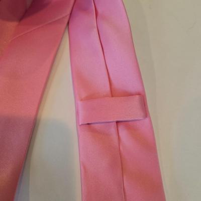 LOT 238X: Young Men's and Boys Ties and Bow Ties