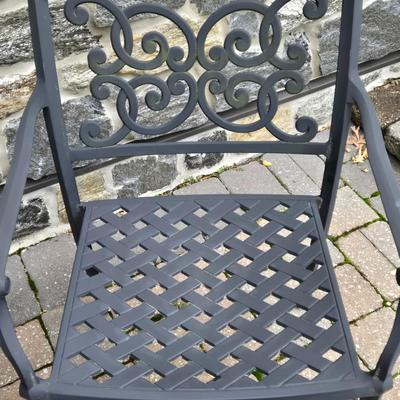 LOT Metal Outdoor Conversation Set with Cushions