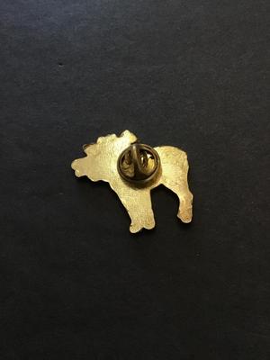 Gold tone enamel moose pin