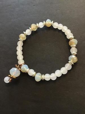 White moon glass stretch bracelet