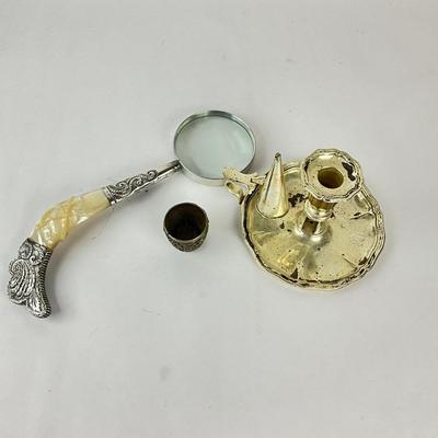 Sale Photo Thumbnail #1326: Magnifying glass: 12" long