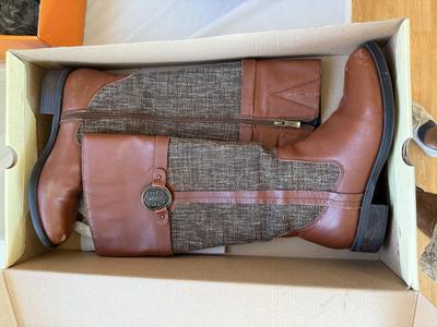 Sale Photo Thumbnail #47: Various sizes used and new condition