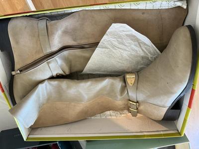 Sale Photo Thumbnail #51: Various sizes used and new condition