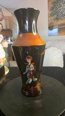 Vintage Hand-Painted Black Lacquer Vase with Mother of Pearl Inlay — A Mid-Century Masterpiece of Asian Elegance