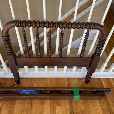 Vintage Jenny Lind Toddler Bed (PC-BM)