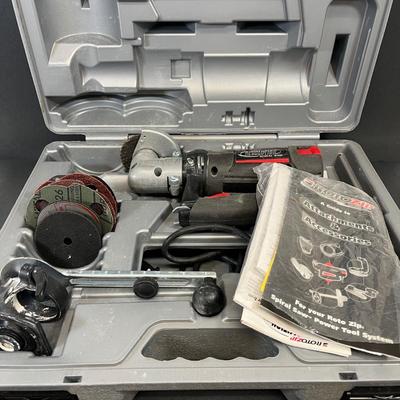 LOT 66: Rotozip Revolution Spiral Saw