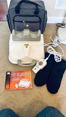 BEAUTIFUL LIKE NEW FULL BODY MASSAGING-HEATED ELECTRIC RECLINER AND CYBER POWER SURGE PROTE TOR