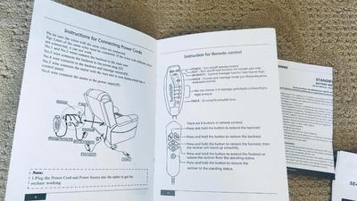 BEAUTIFUL LIKE NEW FULL BODY MASSAGING-HEATED-POWER LIFT ELECTRIC RECLINER