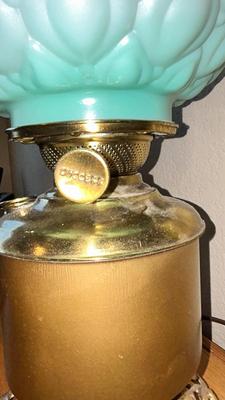 VTG UNIQUE PARLOR LAMP