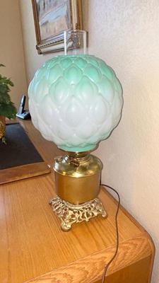 VTG UNIQUE PARLOR LAMP