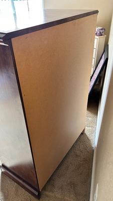 NICE LITTLE CHEST OF DRAWERS