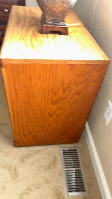 LAMP AND SIDE TABLE WITH CABINET