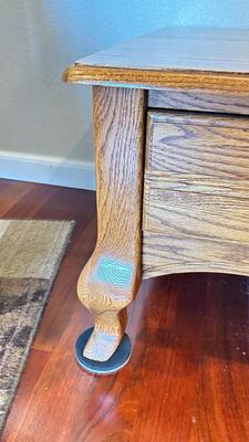 SOLID OAK COFFEE TABLE