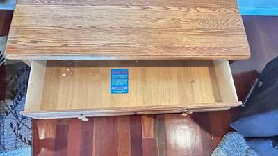 SOLID OAK COFFEE TABLE