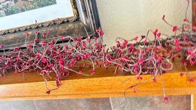 ARTWORK BY B. SCHWARTZ , CANDLE HOLDERS AND ACCENT DECOR