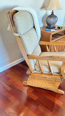 GLIDER WITH OTTOMAN, KNITTED THROW AND RUG