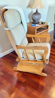 GLIDER WITH OTTOMAN, KNITTED THROW AND RUG