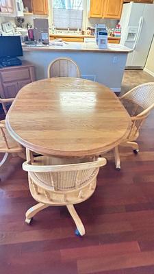 DINING ROOM TABLE AND CHAIRS