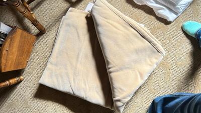 FULL SIZE SHEETS AND BLANKETS