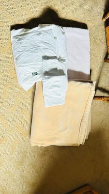 FULL SIZE SHEETS AND BLANKETS