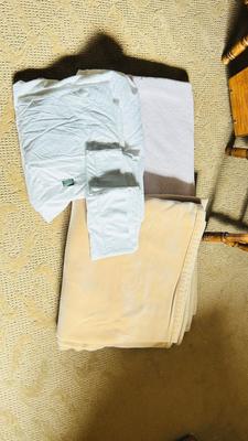 FULL SIZE SHEETS AND BLANKETS