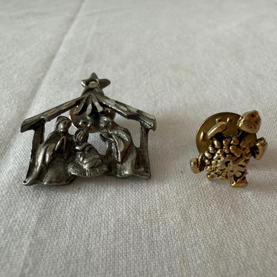 Gold & Silver Necklaces, Earrings, & More (K-HS)