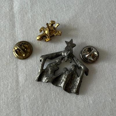 Gold & Silver Necklaces, Earrings, & More (K-HS)