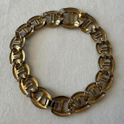 Gold & Silver Necklaces, Earrings, & More (K-HS)