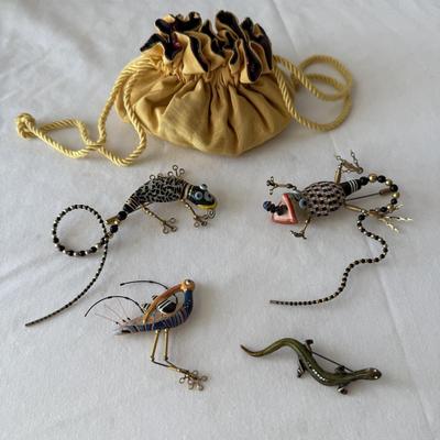 Cynthia Chuang Jewelry 10 Porcelain Brooches (K-HS)
