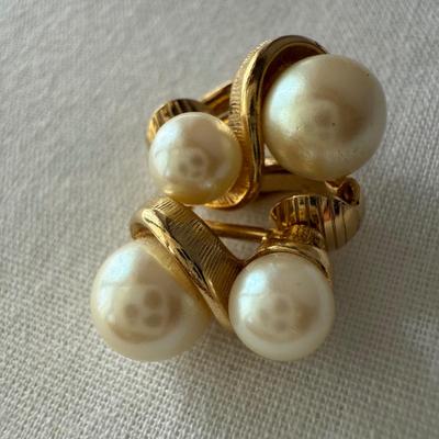 Elegant Brooches and Clip Earrings, incl. 925 (K-HS)