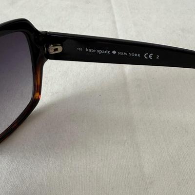 Chanel No. 5 & Kate Spade Winona Sunglasses (DR-HS)