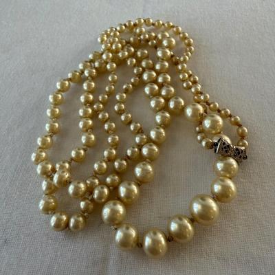 Five Pearl Necklaces with 10K Clasp (K-HS)