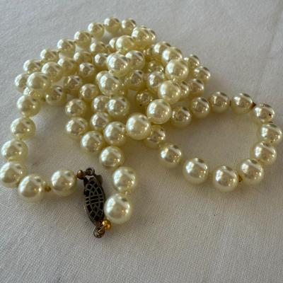 Five Pearl Necklaces with 10K Clasp (K-HS)